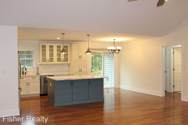 Building Photo - 3 br, 2 bath House - 230 Crystal Heights