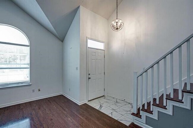 Building Photo - 1358 Pawnee Pointe Ct