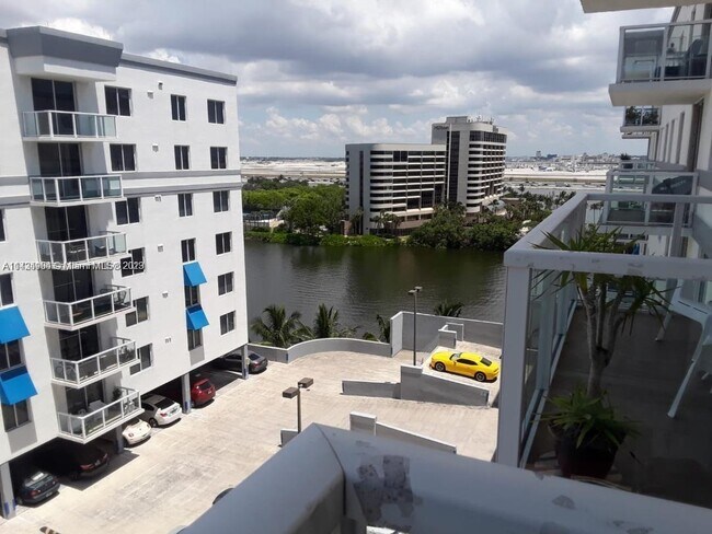 Foto del edificio - 5091 NW 7th St