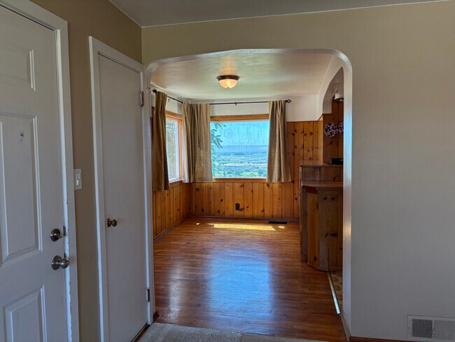 Foto del edificio - 501 Grandview Ave