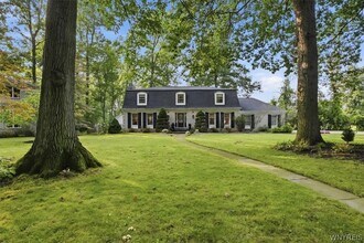Building Photo - 125 Amberwood Dr