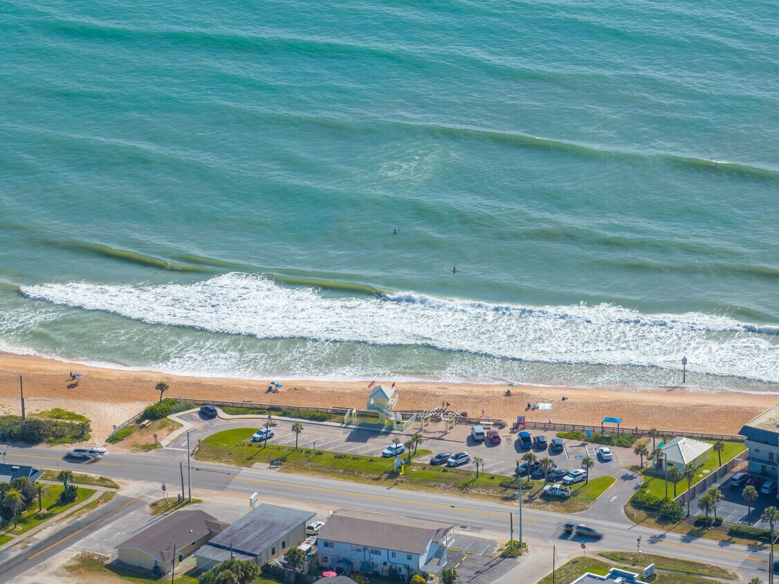 Foto principal - 54 River Shore Dr