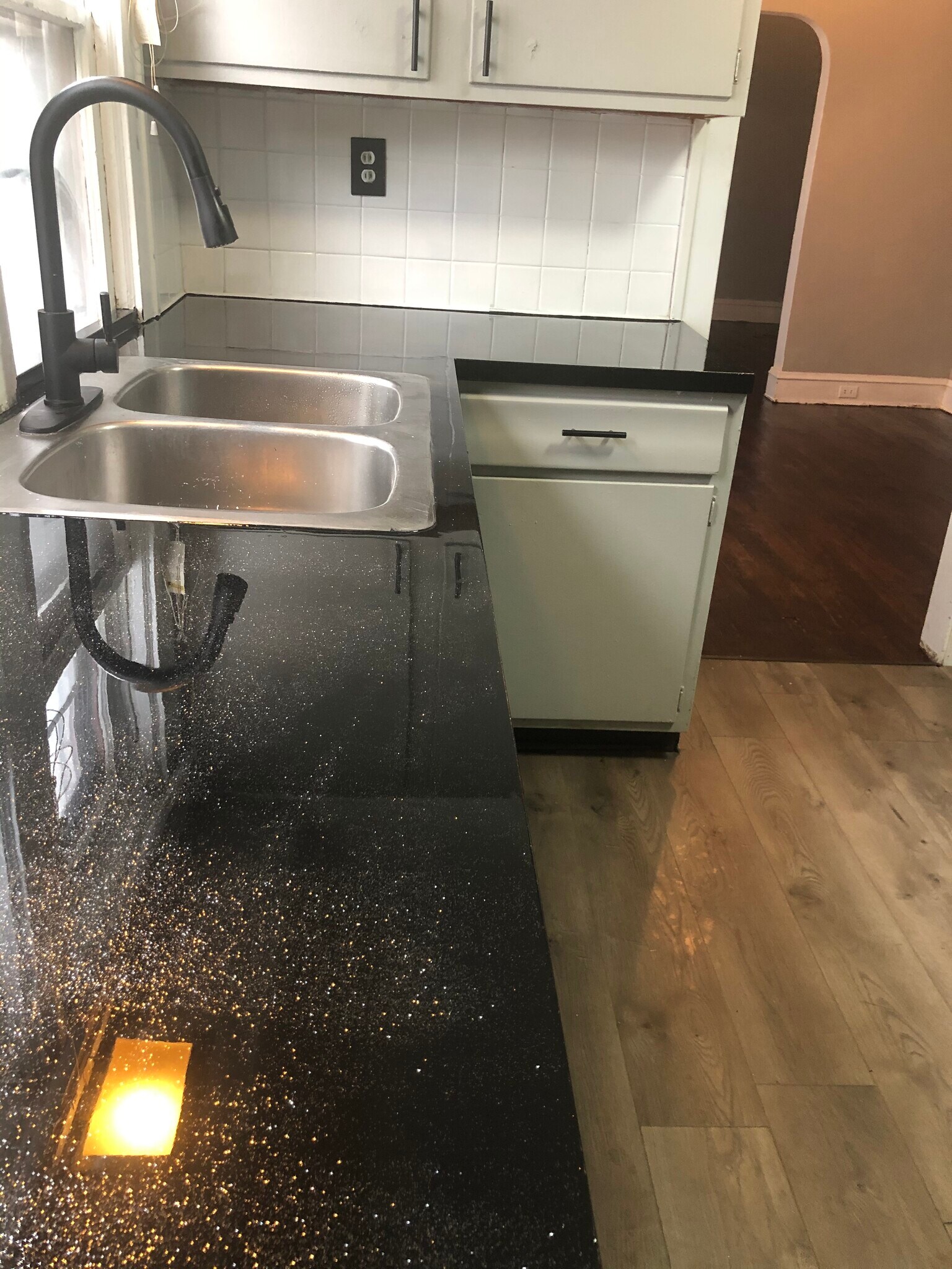 12113 Craven Ave Cleveland, OH 44105 – photo 5