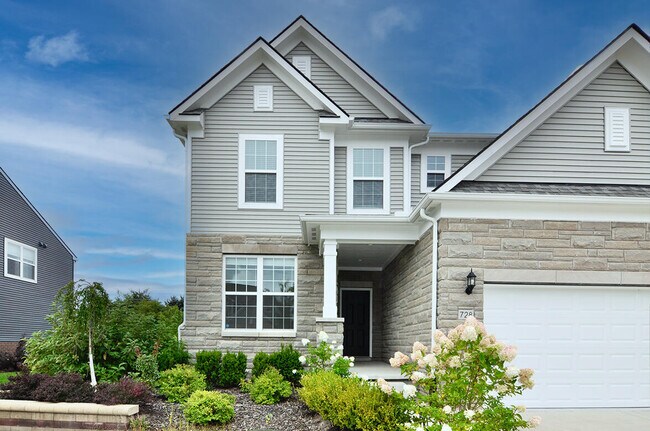 Building Photo - 728 Groveland Cir