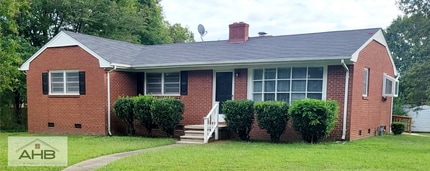 Building Photo - 801 Sycamore Rd