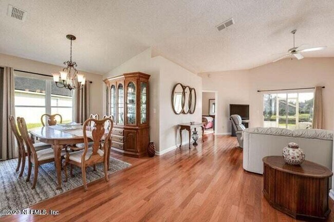 Building Photo - 8279 Catfield Ct
