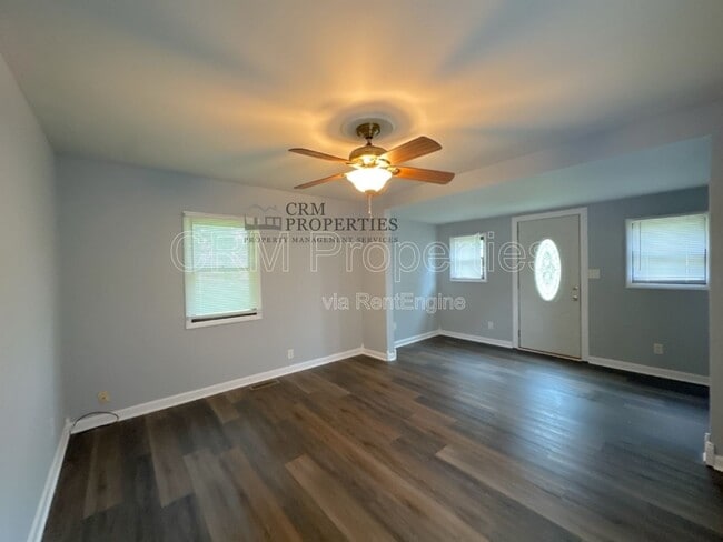 Building Photo - 1230 S Jay St