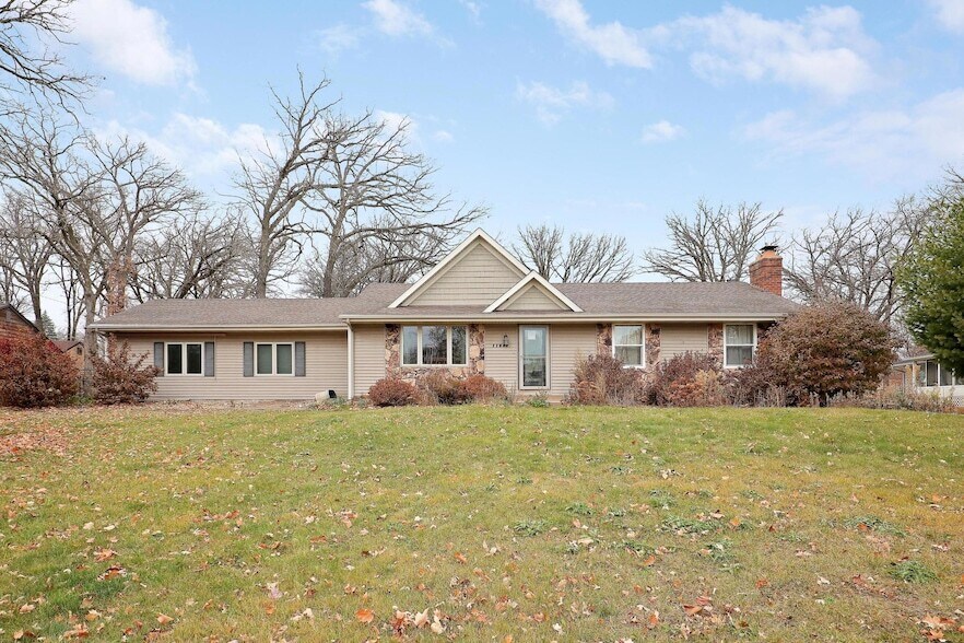 Foto principal - 11333 Welcome Ave N