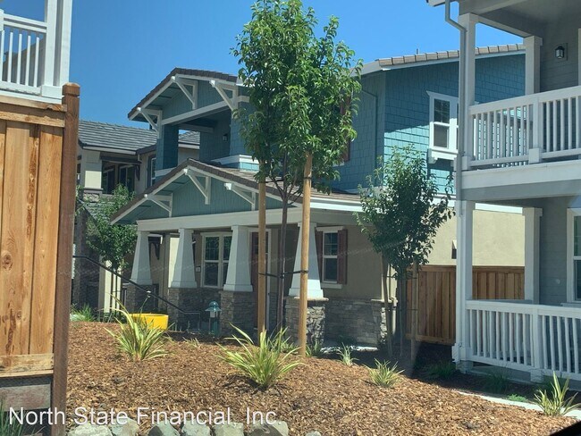 Foto del edificio - 4 br, 2.5 bath House - 108 Chives Way