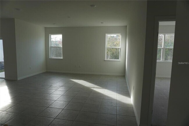 Foto del edificio - 1538 Blue Lagoon Cir