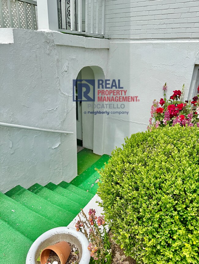 Foto del edificio - 410 W Maple St
