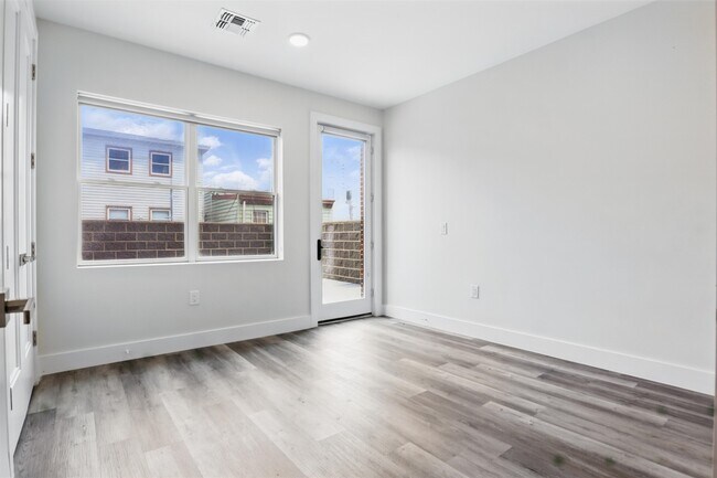 Building Photo - 3443 John F. Kennedy Blvd