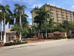 Building Photo - 801 NW 47th Ave