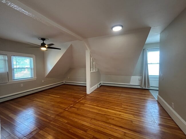 Building Photo - 84 Durfee St