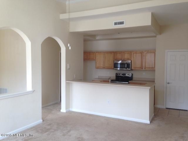 Foto del edificio - 10075 Gate Pkwy N