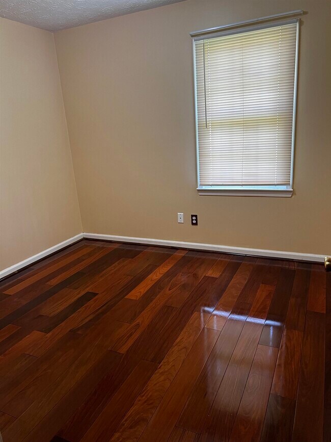 Foto del edificio - 2819 Bay Leaf Dr SE