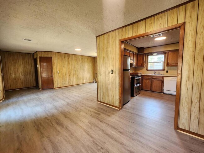 Foto del edificio - 803 N Oneal St