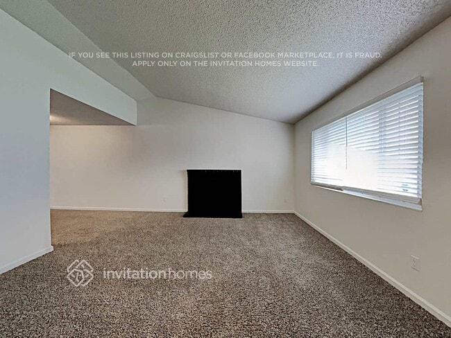 Building Photo - 200 Bonfield Way