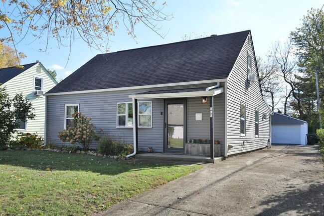 Foto del edificio - 925 Blenheim Rd