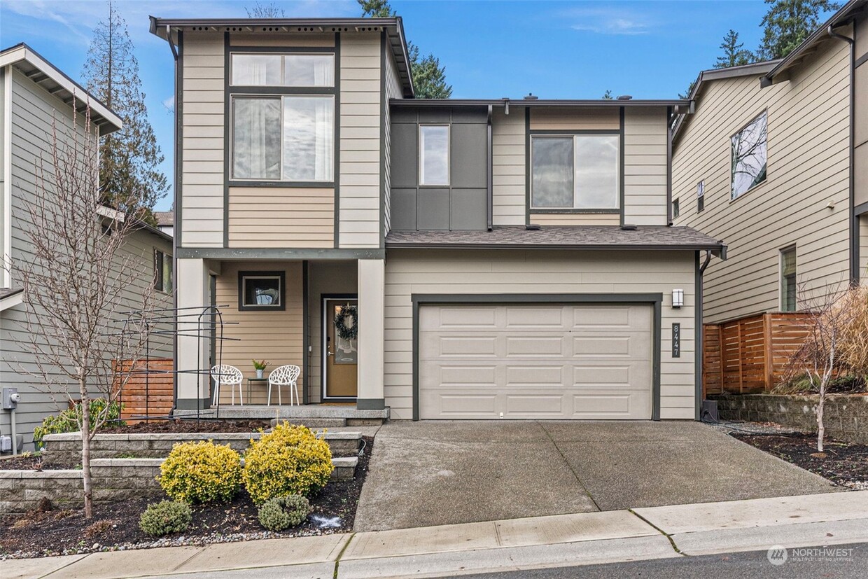 Primary Photo - 8447 31st Street Ct E