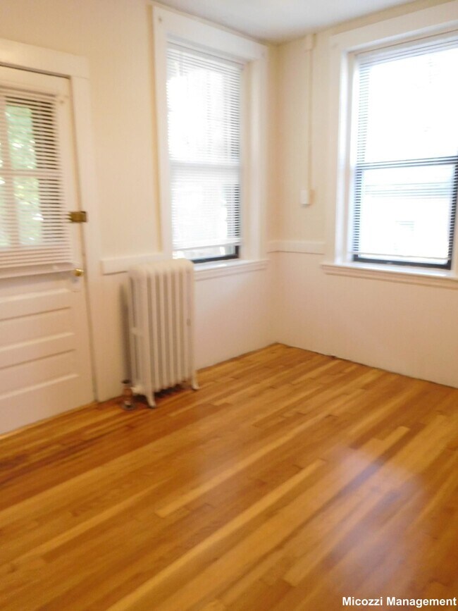 Foto del edificio - 294 Harvard St