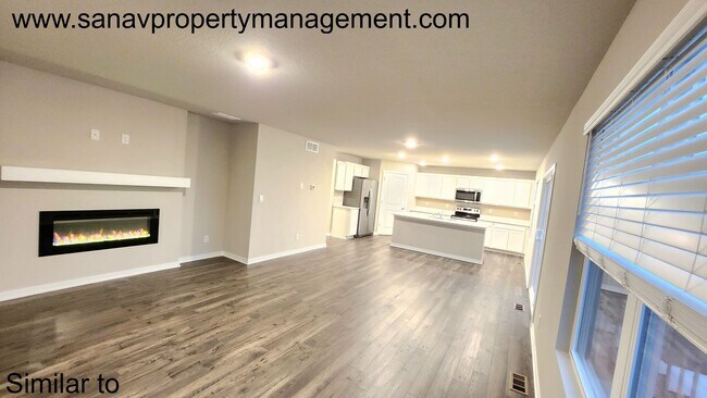 Building Photo - Modern 4BR Home Near Great Western Bike Trail | West Des Moines