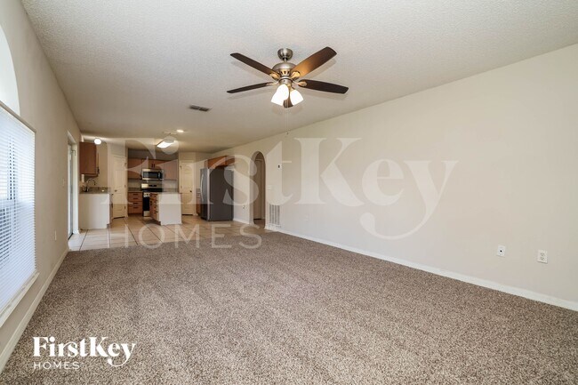 Foto del edificio - 12742 Lake Vista Dr