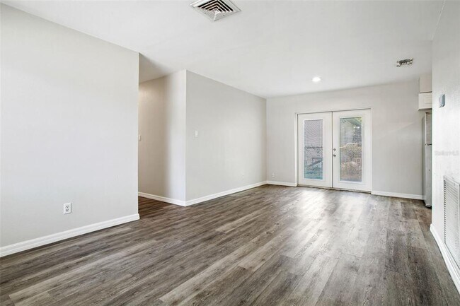 Building Photo - 11634 127th Ave N