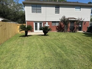 Building Photo - 818 Noble Springs Rd