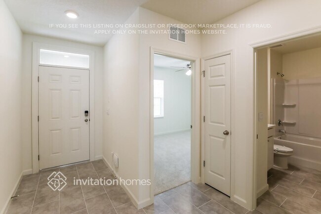 Building Photo - 533 Seaspray Dr