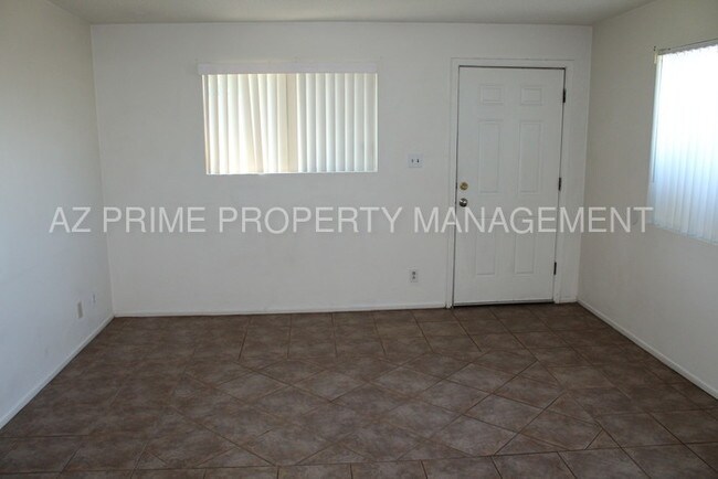 Building Photo - 123 S Carney Ave