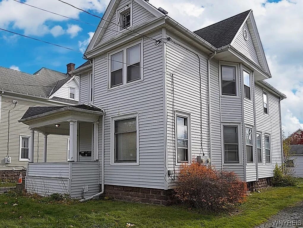 Foto principal - 279 Wheatfield St