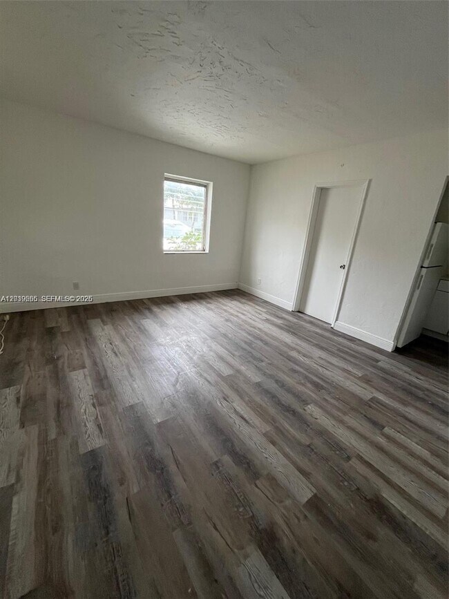 Foto del edificio - 2035 Dewey St