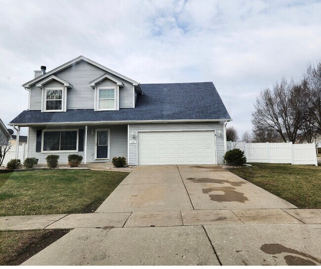 Building Photo - 1301 Brookfield Dr