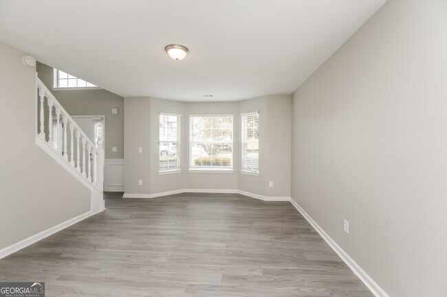 Building Photo - 6854 Fireside Ln