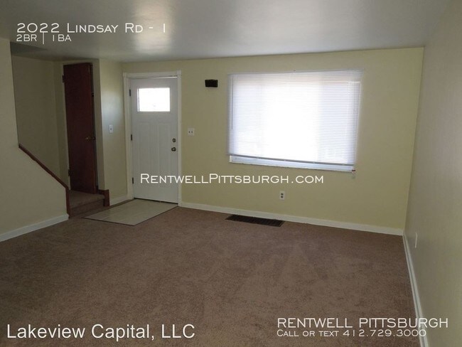 Building Photo - 2022 Lindsay Rd / Two Bedroom town home