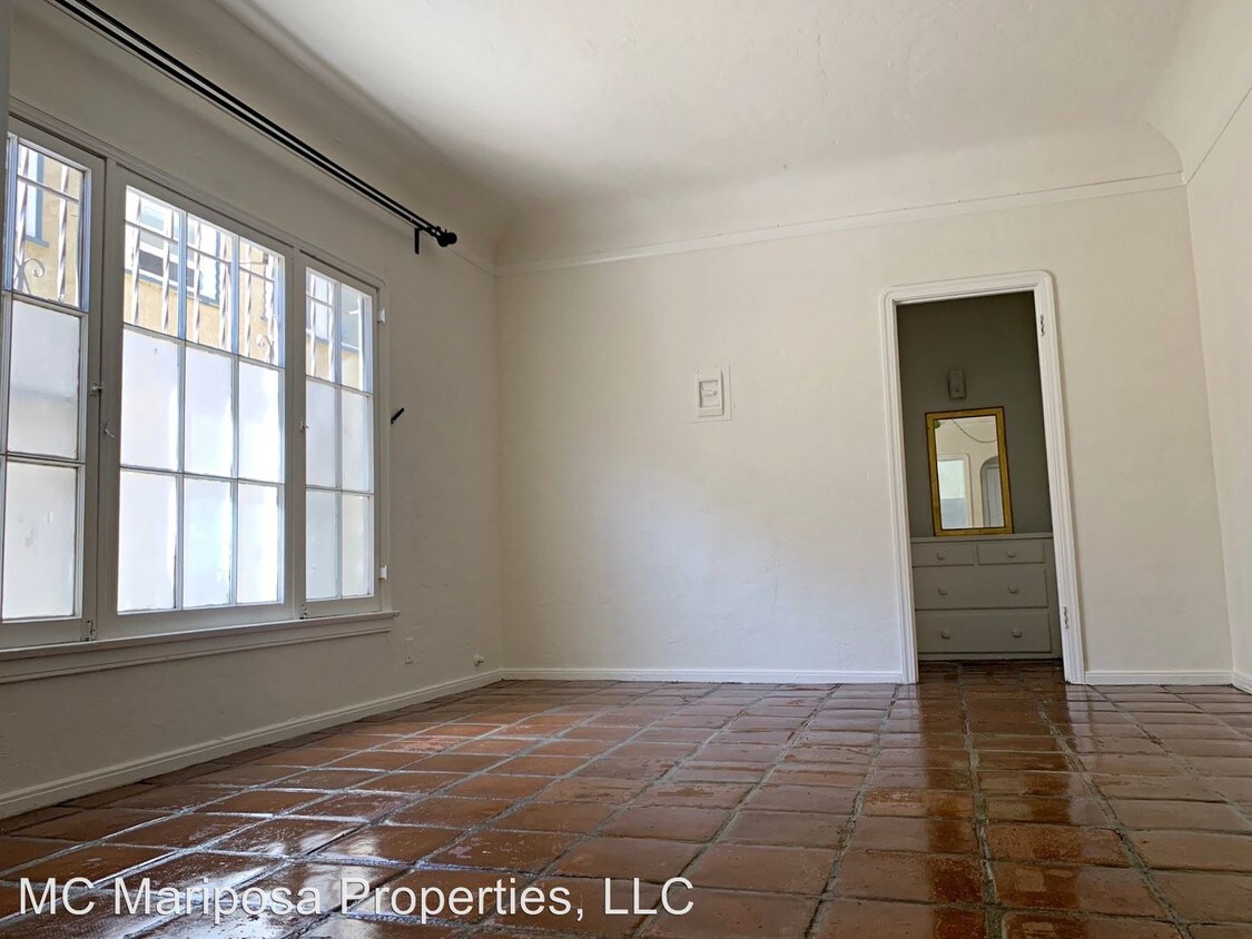 Foto principal - 1848 N Mariposa Ave
