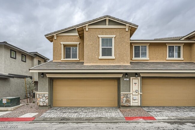 Building Photo - 347 Summer Sparrow Ave