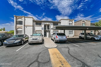 Building Photo - 10802 N 16th Ave