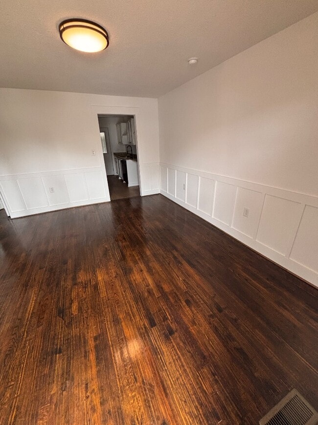 Foto del edificio - 408 S 3rd St