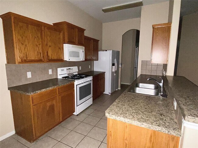 Building Photo - 5746 Ranch Prairie Tr