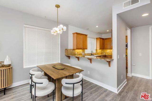 Foto del edificio - 11851 Laurelwood Dr