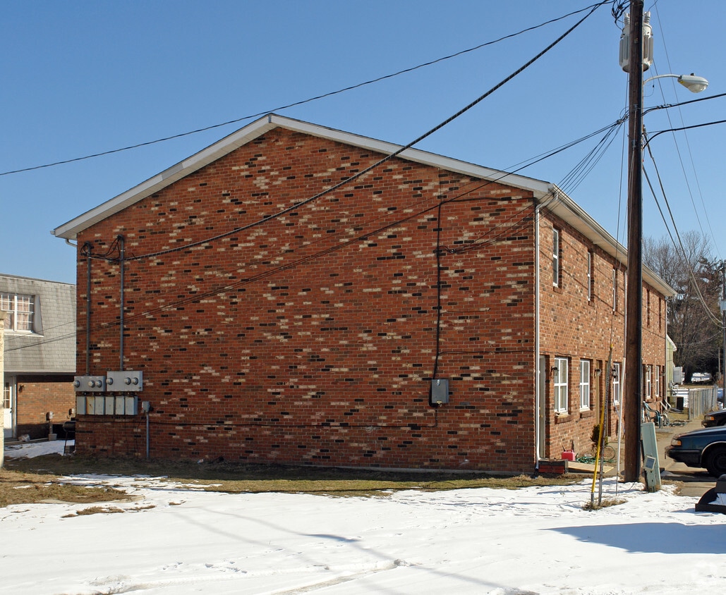 101 Brubaker Dr, South Point, OH 45680 Apartments in South Point, OH