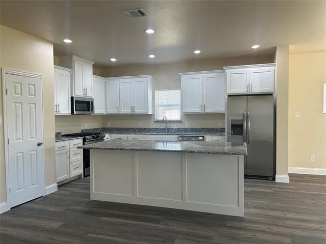 Foto del edificio - 200 Oak St