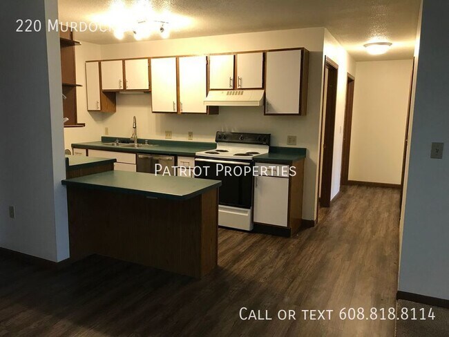 Building Photo - 2 bedroom/ 1 bath apartment in Tomah, WI