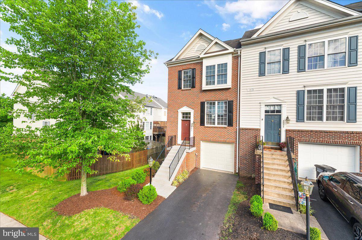 Primary Photo - 9842 Cheshire Ridge Cir