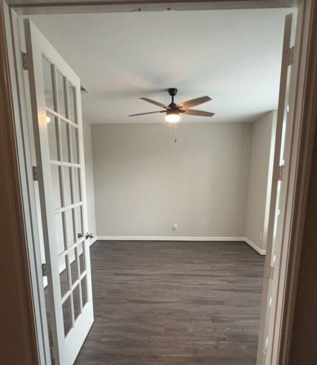 Foto del edificio - 14615 Birchwood Falls Trail