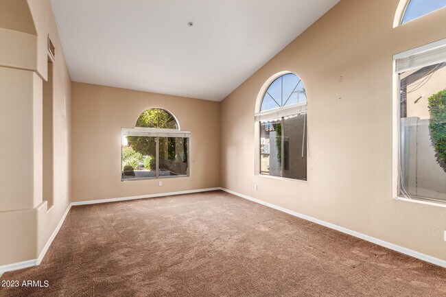 Building Photo - 9381 E Davenport Dr