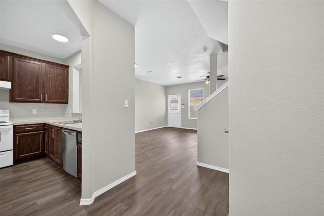 Building Photo - 16735 Libson Falls Dr