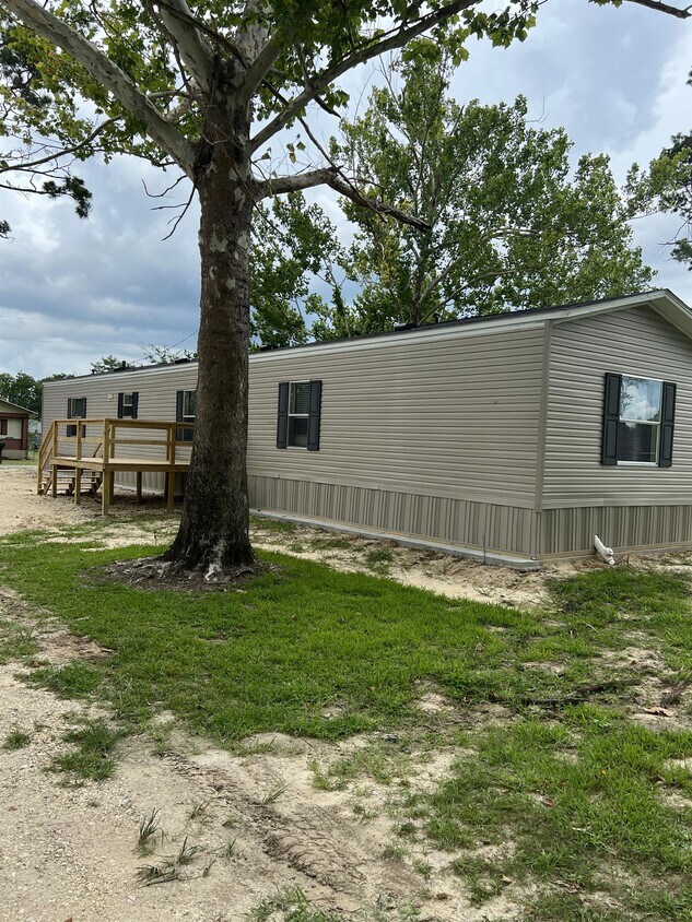 185 Seaman Rd, Moss Bluff, LA 70611 House Rental in Moss Bluff, LA